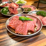 焼肉スタイル肉放題 - ザブトン(希少部位)