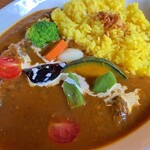 ロッキーガーデン - カレー
      　単品¥900/他にセットA¥1,300とB¥1,700あり