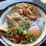 讃岐うどん がもう - あげとかき揚げと卵トッピング