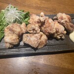 Omotenashi Sakaba Tomozou - 匠美鶏のから揚げ