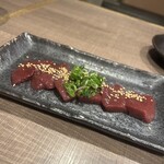 博多焼肉 玄風館 龍 - 炙りレバー