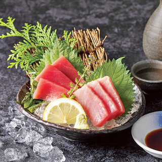 Excellent freshness! We offer fresh sashimi!