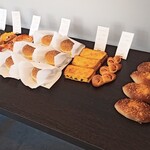 ALOFT - 料理写真:パンたち