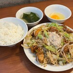 肉野菜炒め ベジ郎 - 