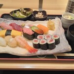 Sushi Shunsen Ryouri Sharizen - 