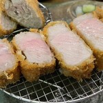 Nyu Beibu - 宮城県産 マンガリッツァポークのロース150g(2,600円)と追加銘柄豚メンチカツ(680円)