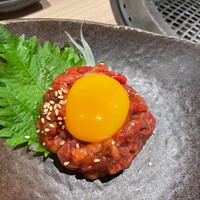 近江うし 焼肉 にくTATSU 青山本店 - 