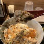 四国骨付鶏トリヤノシゴト - 炭火香る親子丼