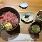 Aomori Kappou Azumashiku - 生本マグロ丼のランチ@1,500円