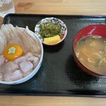 魚まる食堂 - 