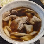元祖 熊谷うどん 福福 - 肉汁（黒豚を使用）♪