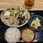 Ofisugohan Kinugawa - 本日の日替わり定食1100円