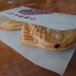 Naruto Taiyaki Hompo - 十勝産あずき（280円）