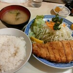 あけぼの - とんかつ定食　1000円