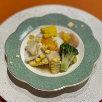 瑞麟 - 海鮮2種の塩味炒め　鮭/イカ