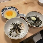 食堂 ユの木 - ワサビご飯と卵かけご飯。軽めの一膳なので、一人で二杯でも行けるかも。