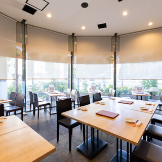 [Private rooms available] Enjoy your meal in an open restaurant that is easy for anyone to use♪