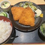 松栄鮨 - アジフライ定食(1040円)