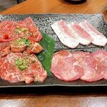 焼肉もとやま  本店 - 