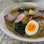 牛太楼 - 五目ラーメン