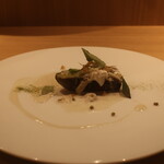 RISTORANTE IL NODO - 鎌倉渡辺農園のナス もん座丸のシラス 発酵 コリアンダーシード