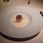 キュイジーヌ[s] ミッシェル・トロワグロ - 鮟鱇 レーズンとケイパー