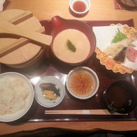 むぎとろ・日本料理 黒やなぎ - とろろ御飯