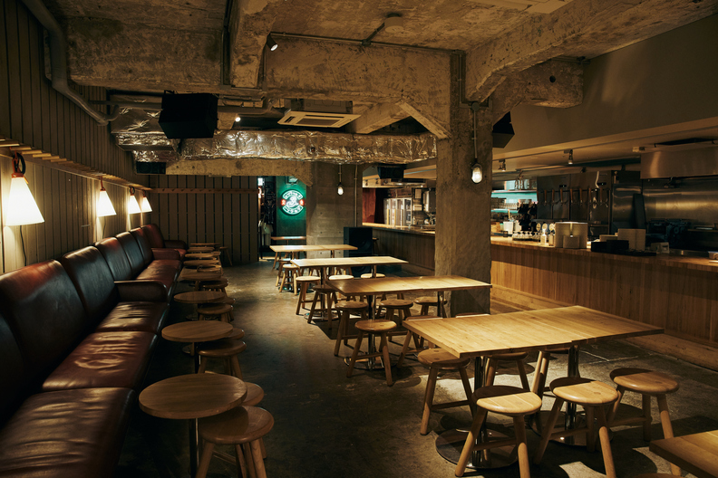 写真 : B by The Brooklyn Brewery - 茅場町/ビアバー | 食べログ