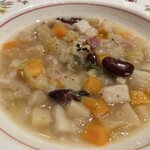 NODO - シェリンカ：根セロリと白インゲン豆と豚足の食べるスープ