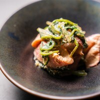 やりいかとほうれん草の胡麻和え Margined Spear squid and spinach 
