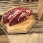 本気焼肉 肉とめし 肉寿司 - 