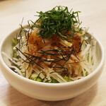 トンテキ食堂8 - 大根サラダ 和風ニンニク醤油ドレッシング(450円)