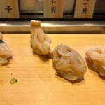 Tachizushi Oyashio - 美味しかった　■本日の活貝…ホッキ貝２個￥590　 ■本日の活貝…ミル貝２個￥590