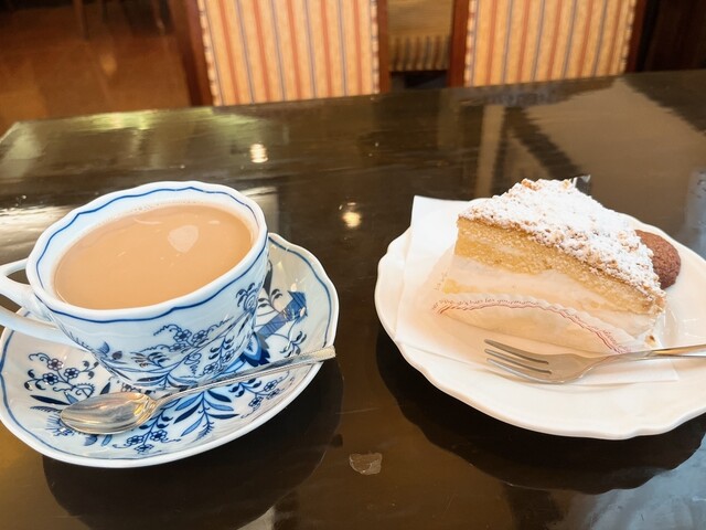 German Kashi Gebekku photo 2