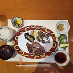 カフェ＆鉄板レストラン 藤川 - 