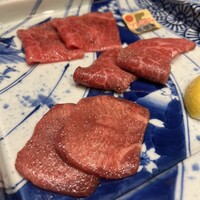 渋谷焼肉 かみ山 - 