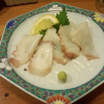 タコ刺身　550円