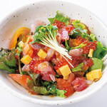 Seafood chirashi salad