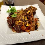 四川 郷土菜 シャンバァロウ - スペアリブのスパイス炒め 1800円