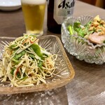 四川 郷土菜 シャンバァロウ - 布豆腐の和物 680円