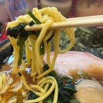 豚骨醤油ラーメン 王道家 - 