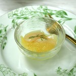 HAUTE COUTURE CAFE OMOTESANDO - 帆立とグレープフルーツのマリネ
