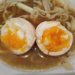 中華そば 葉山 - 味玉も美味