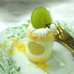 HAUTE COUTURE CAFE OMOTESANDO - シャインマスカットフレジェ