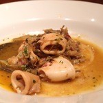 Osteria Urara - Sep, 2013　三重県産小ヤリイカとプーリア産カルチョーフィの“コルツェッティ”セミドライトマトのソースで