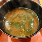 味道楽 - 赤だし付き。