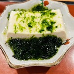 味道楽 - 豆腐と海藻。