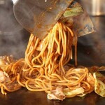 Large Seafood Yakisoba (stir-fried noodles)