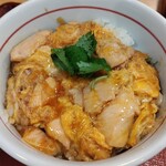Nakau - 親子丼（ご飯大盛り）520円