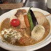 Nijuuichimiya - スモークドベイコンカレーやや大盛り、野菜プラス
